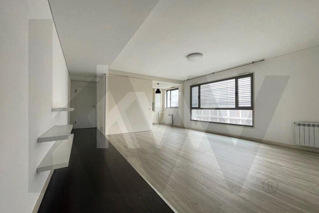 Apartamento T2 — Lisboa